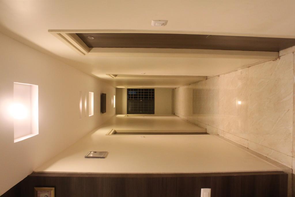 Hotel Lakshmi Grand Визакхапатнам Екстериор снимка
